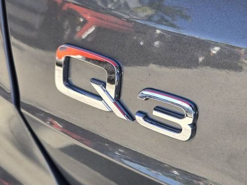 Used 2024 Audi Q3 2.0T Premium w/ Convenience Package image 11