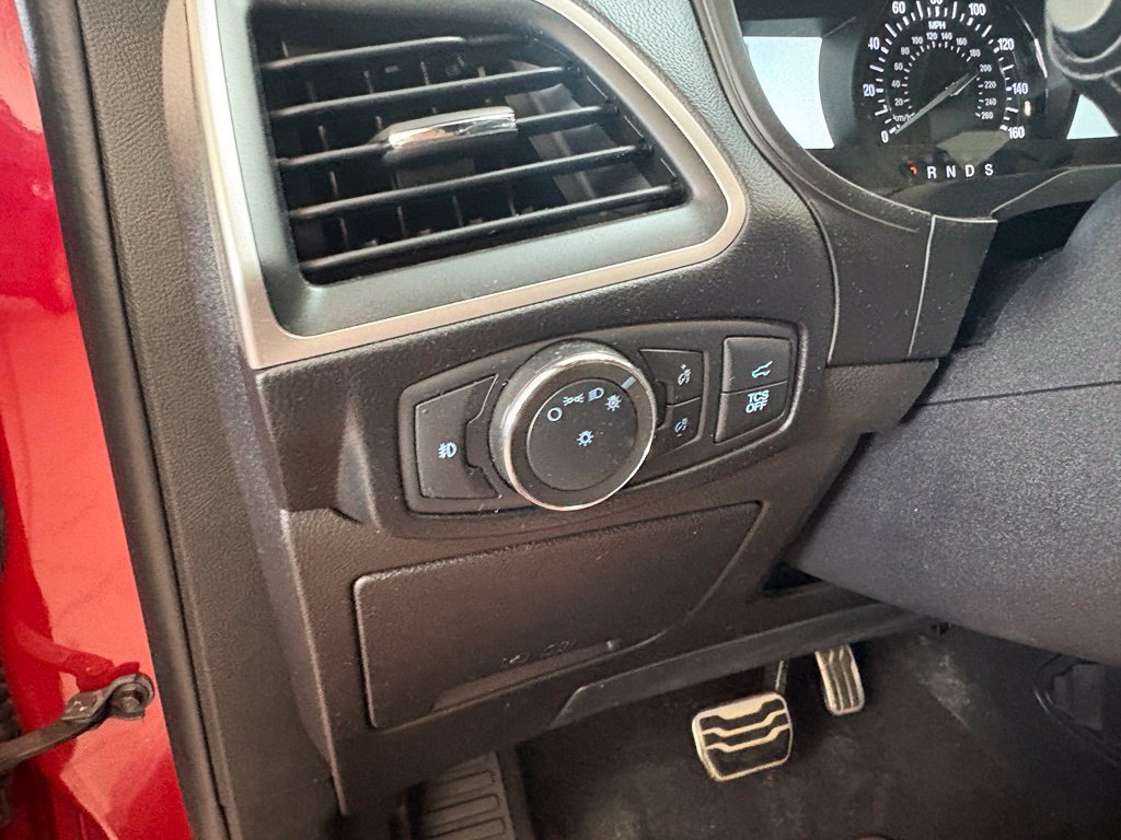 Used 2022 Ford Edge ST-Line AWD/4WD image 35