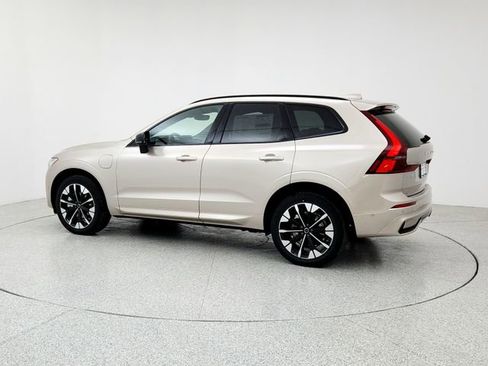 New 2026 Volvo XC60 T8 Plus w/ Protection Package Premier image 7