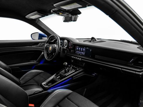 Used 2022 Porsche 911 GT3 image 46