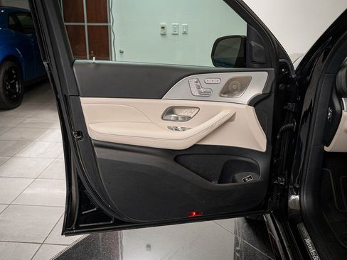 Certified 2024 Mercedes-Benz GLS 450 4MATIC image 28