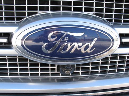 Used 2016 Ford F150 Limited w/ Trailer Tow Package image 92