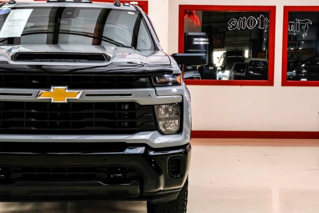Used 2025 Chevrolet Silverado 2500 Custom w/ Custom Value Package AWD/4WD image 52