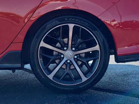 Used 2020 Honda Civic Sport image 9