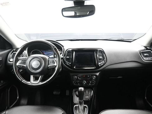 Used 2019 Jeep Compass Latitude AWD/4WD image 35