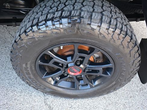 Used 2020 Toyota Tundra SR5 w/ TRD 18" Wheel Package AWD/4WD image 19