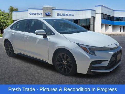 Used 2024 Toyota Corolla XSE FWD image 8