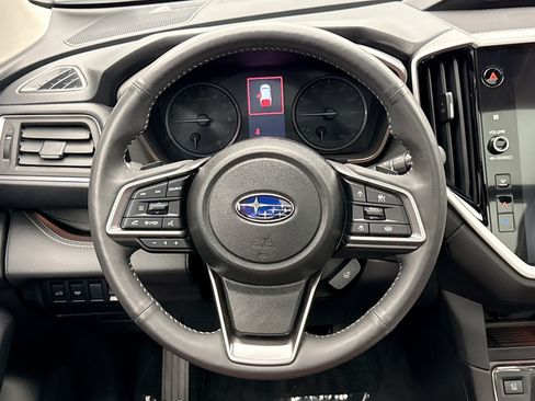 Used 2024 Subaru Ascent Touring AWD/4WD image 12