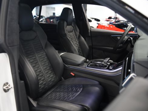 Used 2024 Audi RS Q8 AWD/4WD image 42