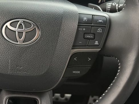 Used 2025 Toyota Camry LE image 15