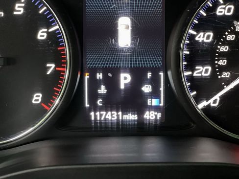 Used 2020 Mitsubishi Outlander SEL image 19