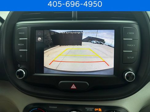 Used 2023 Kia Soul LX FWD image 24