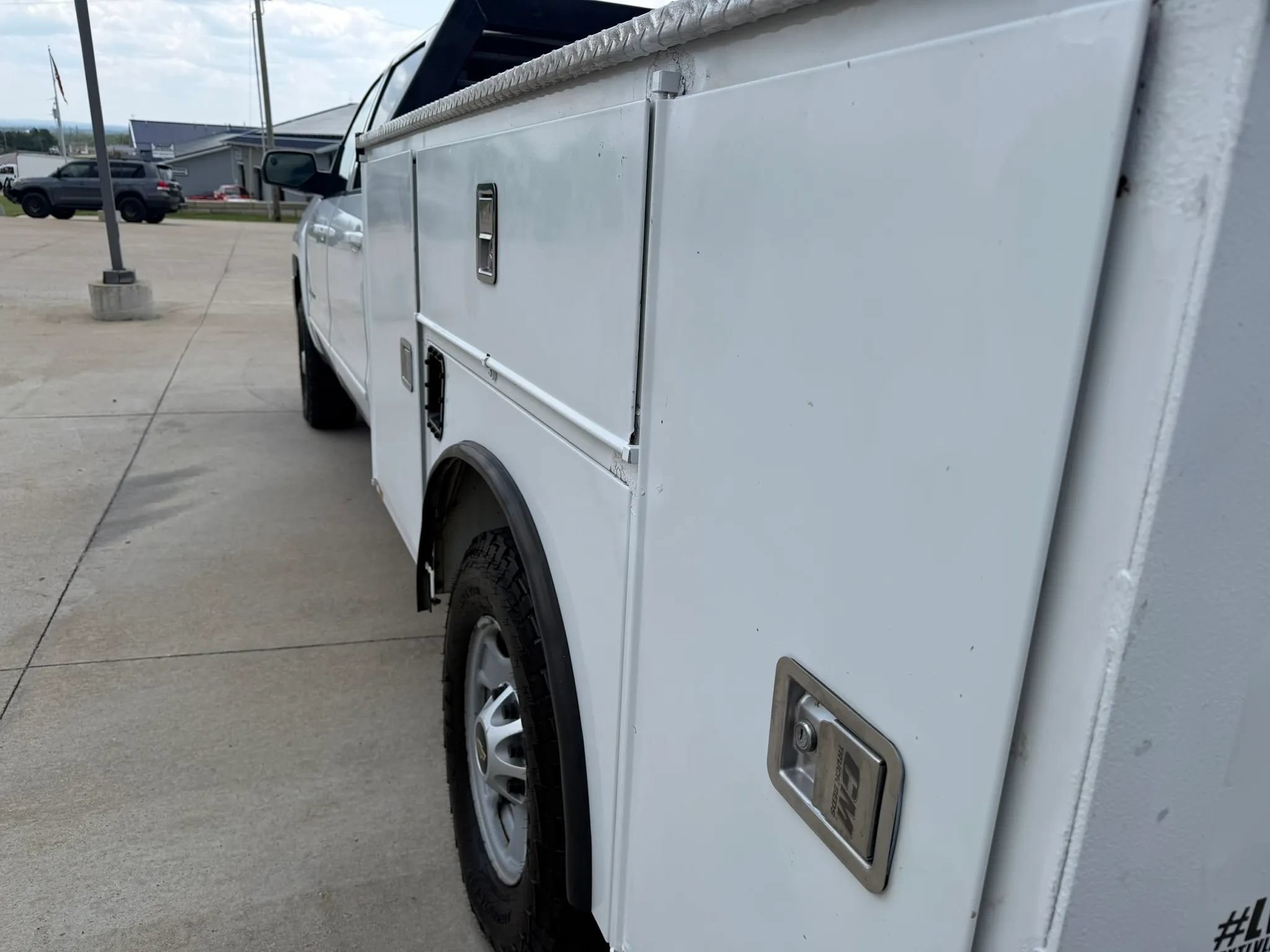 Used 2018 Chevrolet Silverado 2500 LT AWD/4WD image 74