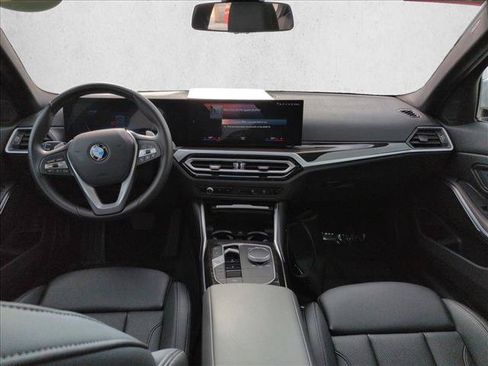 Used 2023 BMW 330i Sedan w/ Driving Assistance Package RWD image 19