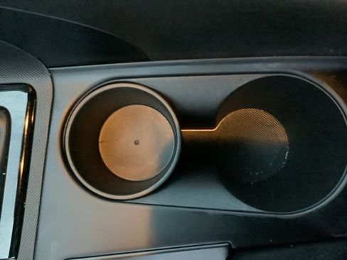 Certified 2025 Hyundai Elantra Sport image 28