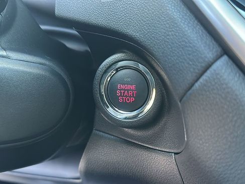 New 2025 Subaru Ascent Limited image 13