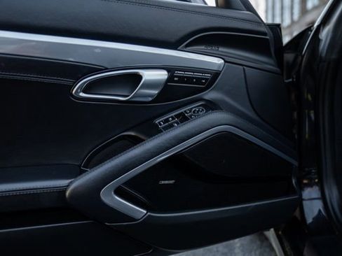 Used 2019 Porsche 911 Carrera RWD image 46