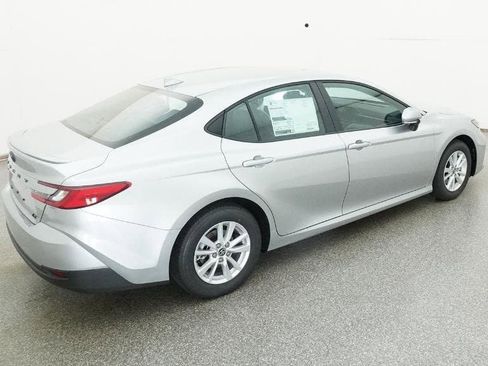 New 2026 Toyota Camry LE image 9