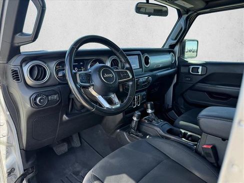 Used 2020 Jeep Wrangler Unlimited Sahara AWD/4WD image 10