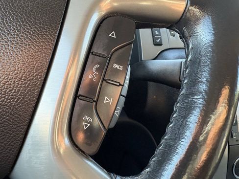 Used 2011 Chevrolet Avalanche LT w/ Suspension Package, Off-Road AWD/4WD image 39