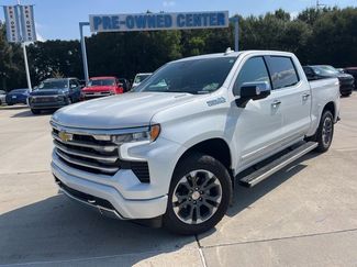 Used 2025 Chevrolet Silverado 1500 High Country w/ Technology Package video 2