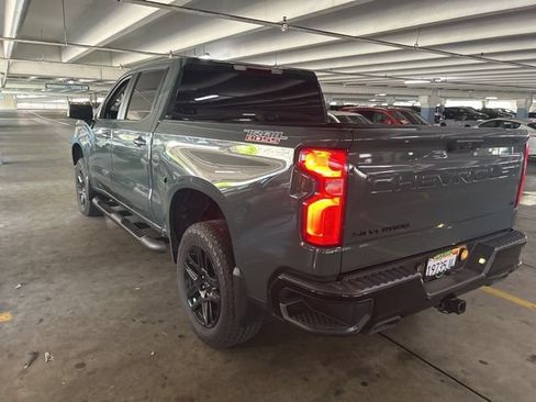 Used 2026 Chevrolet Silverado 1500 LT Trail Boss w/ LPO, Dark Essentials Package AWD/4WD image 3