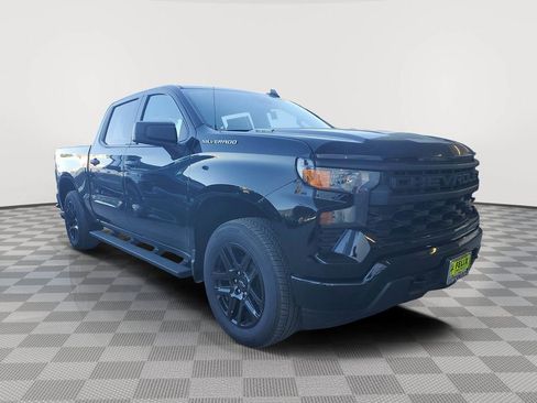 New 2025 Chevrolet Silverado 1500 Custom image 2