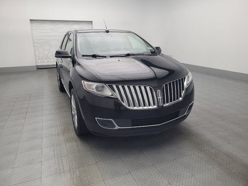 Used 2014 Lincoln MKX FWD w/ Equipment Group 101A image 14
