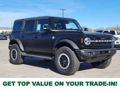 New 2025 Ford Bronco Outer Banks w/ Sasquatch Package