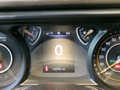 Used 2024 Jeep Wrangler Sport AWD/4WD image 19