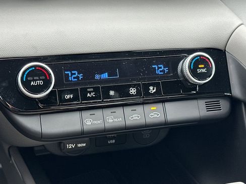 New 2026 Hyundai Elantra Sport image 16