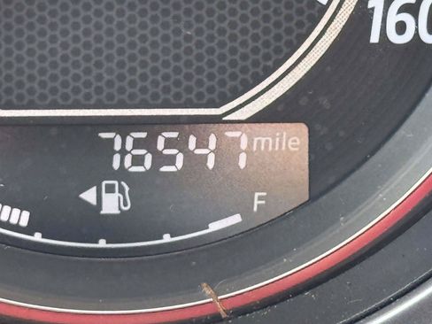 Used 2015 MAZDA MAZDA3 i SV FWD image 19