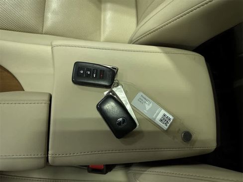 Used 2020 Lexus RX 350 AWD w/ Premium Package image 34