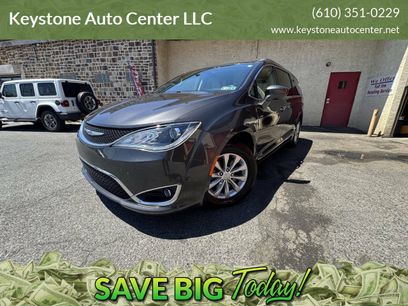 Used 2019 Chrysler Pacifica Touring-L