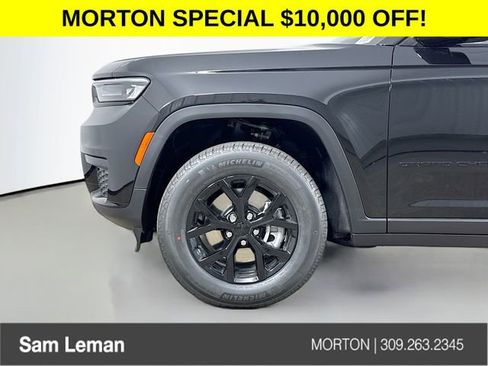 New 2025 Jeep Grand Cherokee L Altitude image 32