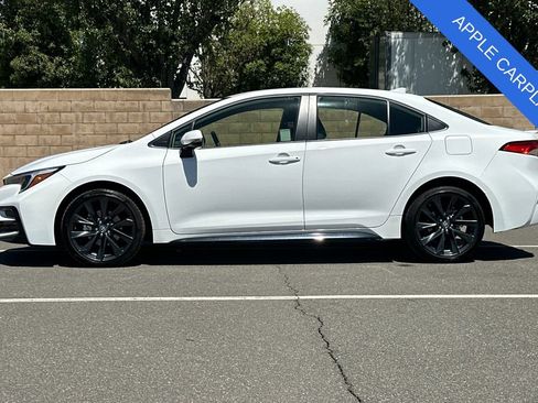 Used 2026 Toyota Corolla SE w/ SE Premium Package FWD image 7