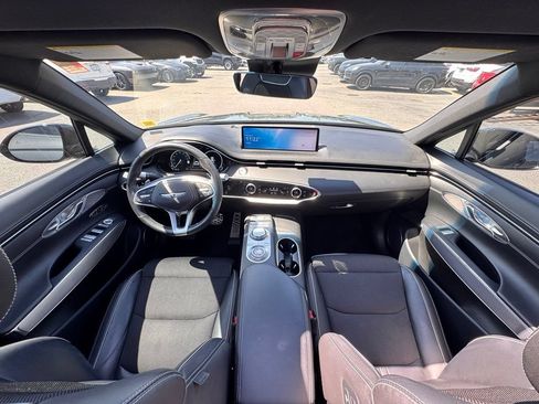 Used 2023 Genesis GV70 2.5T w/ Sport Prestige Package AWD/4WD image 10