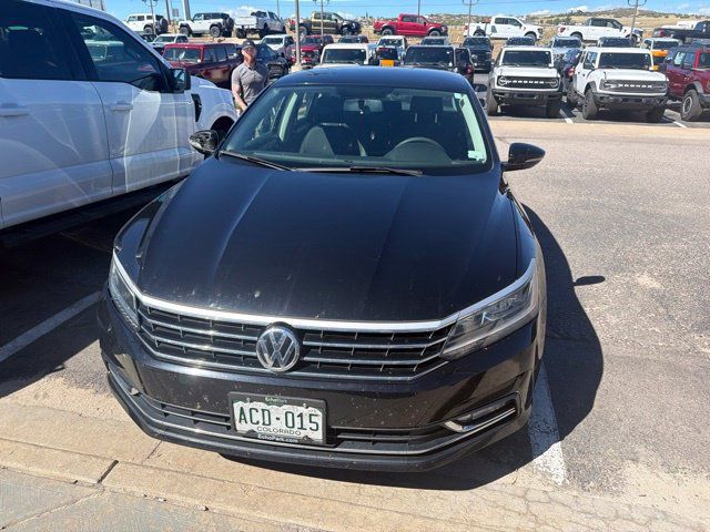 Used 2016 Volkswagen Passat 1.8T S w/ Lighting Package (P06) FWD image 2