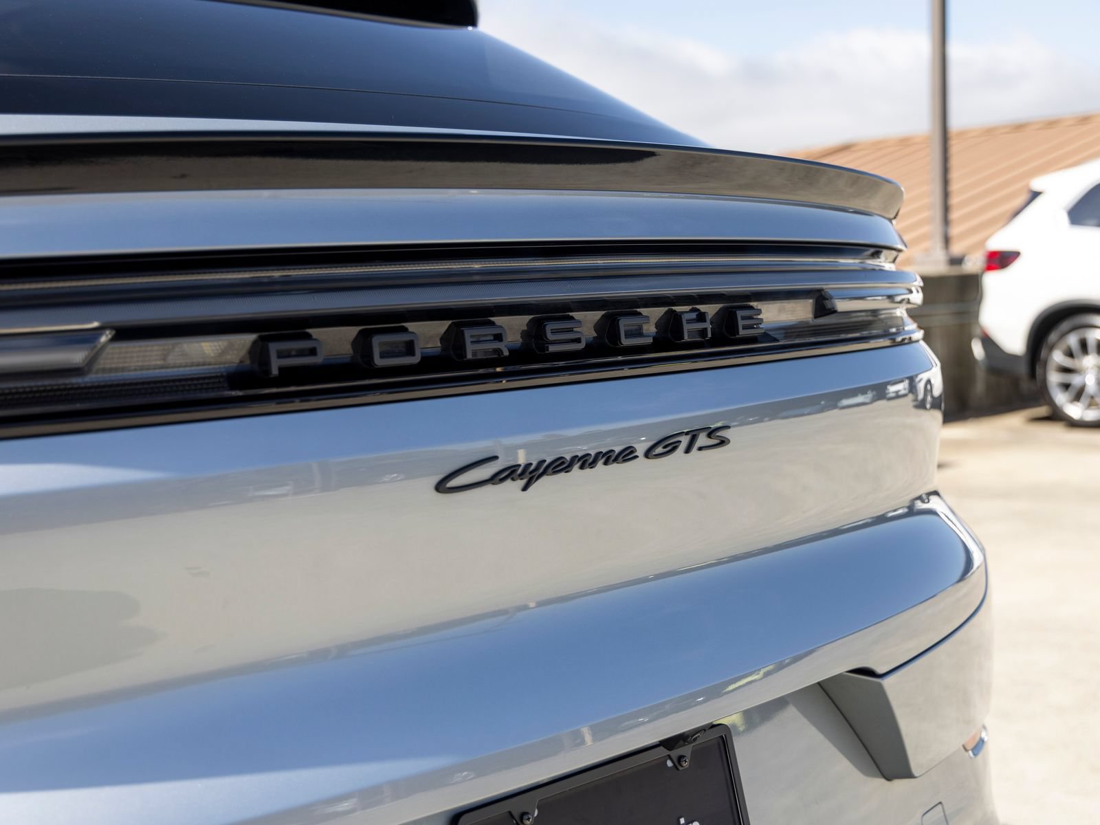 Certified 2025 Porsche Cayenne GTS AWD/4WD image 25