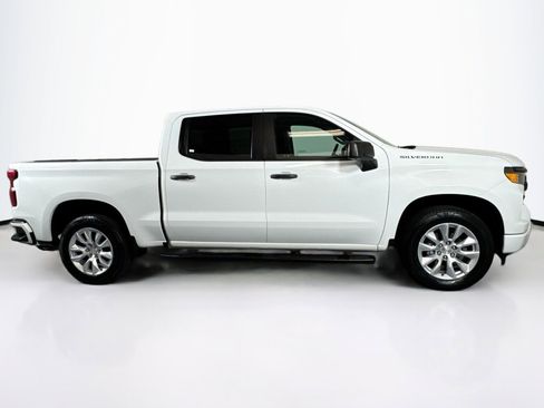 Used 2023 Chevrolet Silverado 1500 Custom RWD image 4