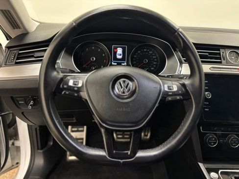 Used 2019 Volkswagen Arteon SE AWD/4WD image 14