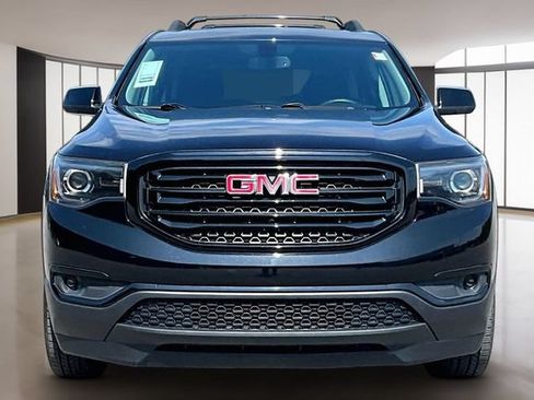 Used 2019 GMC Acadia SLT w/ Black Edition FWD image 2