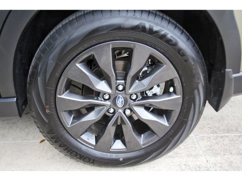 Certified 2025 Subaru Outback Onyx Edition AWD/4WD image 29