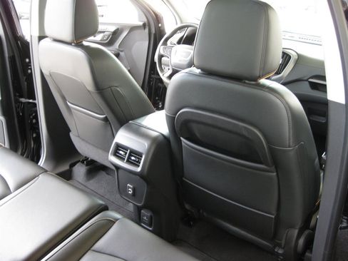 Used 2022 GMC Terrain AT4 AWD/4WD image 35