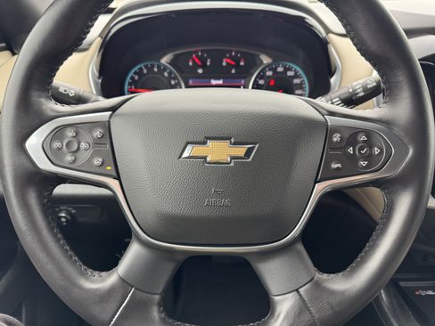 Certified 2022 Chevrolet Traverse LT image 38