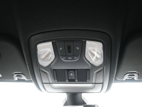 Used 2021 RAM 1500 Big Horn image 24