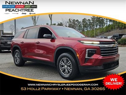 Used 2024 Chevrolet Traverse LT w/ Enhanced Driving Package