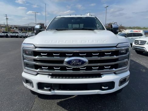 Used 2024 Ford F250 Platinum w/ Tremor Off-Road Package image 6