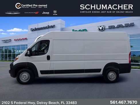 Used 2024 RAM ProMaster 2500 w/ Convenience Group FWD image 4