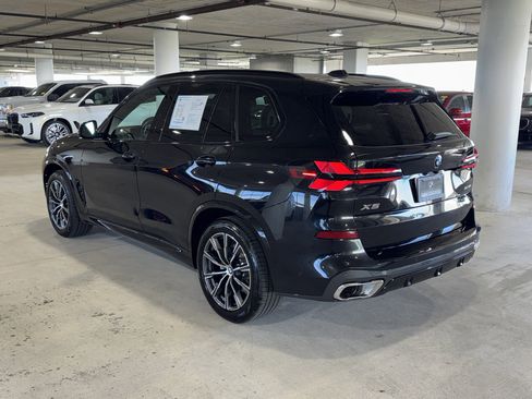 Used 2025 BMW X5 xDrive40i w/ M Sport Package image 6